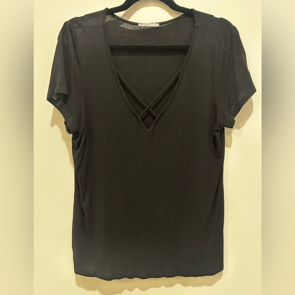 5 -Women’s Tees White, Black (2) , Navy, Blush. Size M/L.